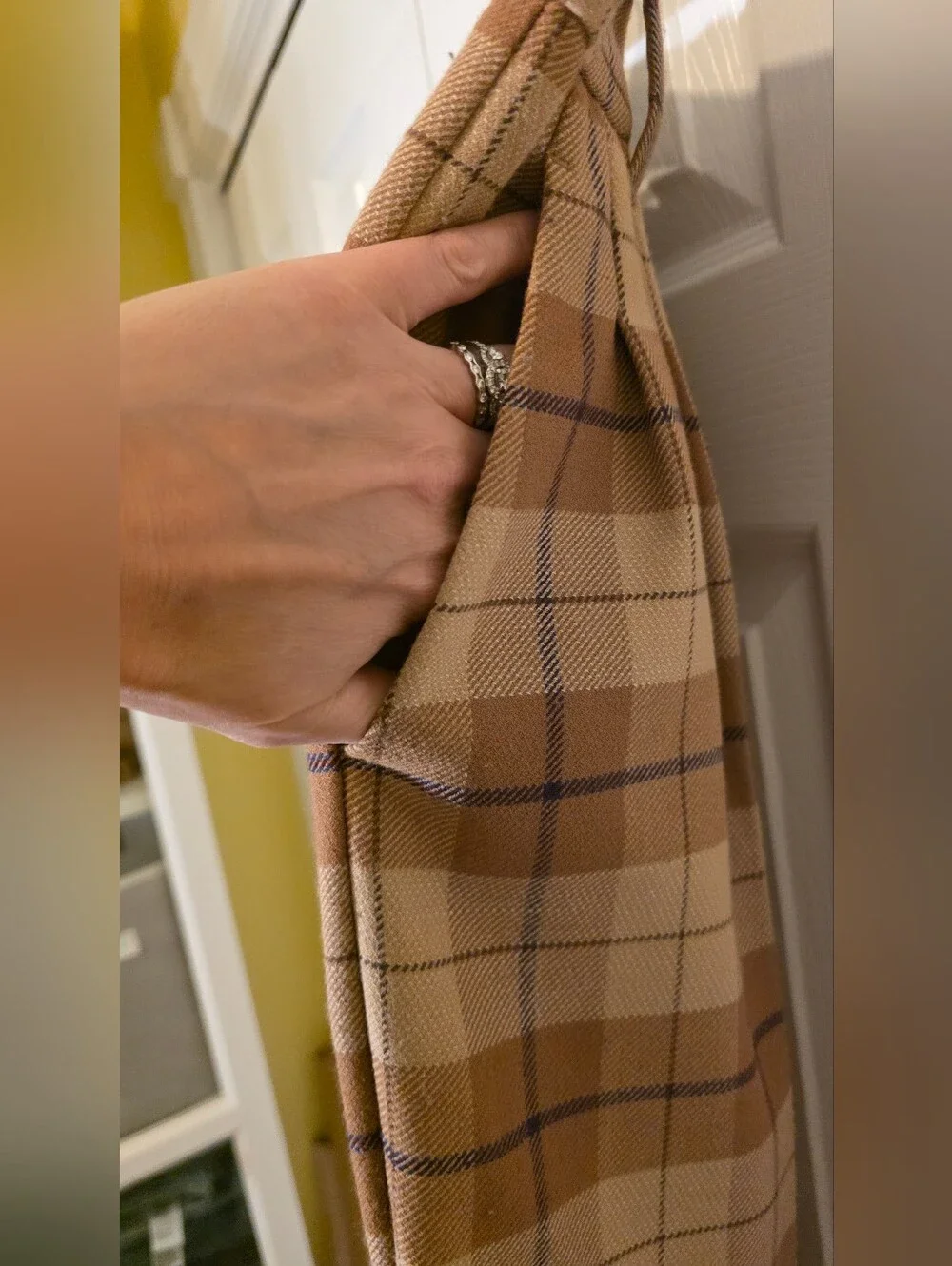 Aritzia Wilfred Camel Plaid High-Rise Wide Leg Trousers | Custom Tailored Waist - Picture 8 of 9